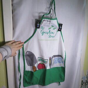 Kid's Apron Gardening theme 2 fabric pockets PRINTED IMAGES ON APRON